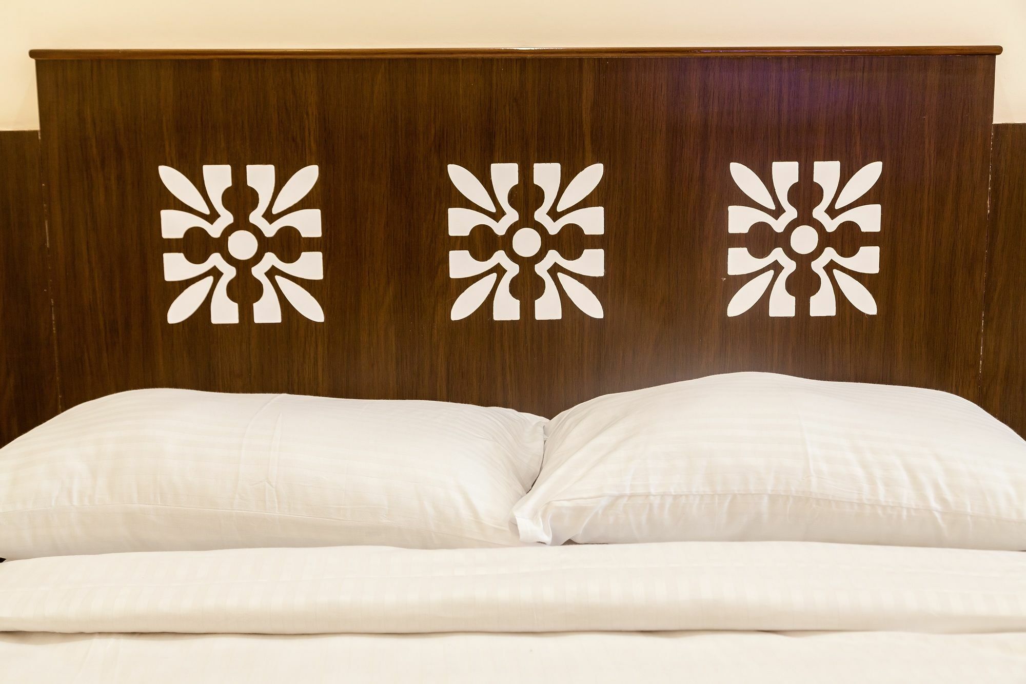 City Guest House - Dadar Мумбай Екстериор снимка